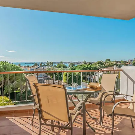 Beautiful Apartment In Torrevieja Lägenhet